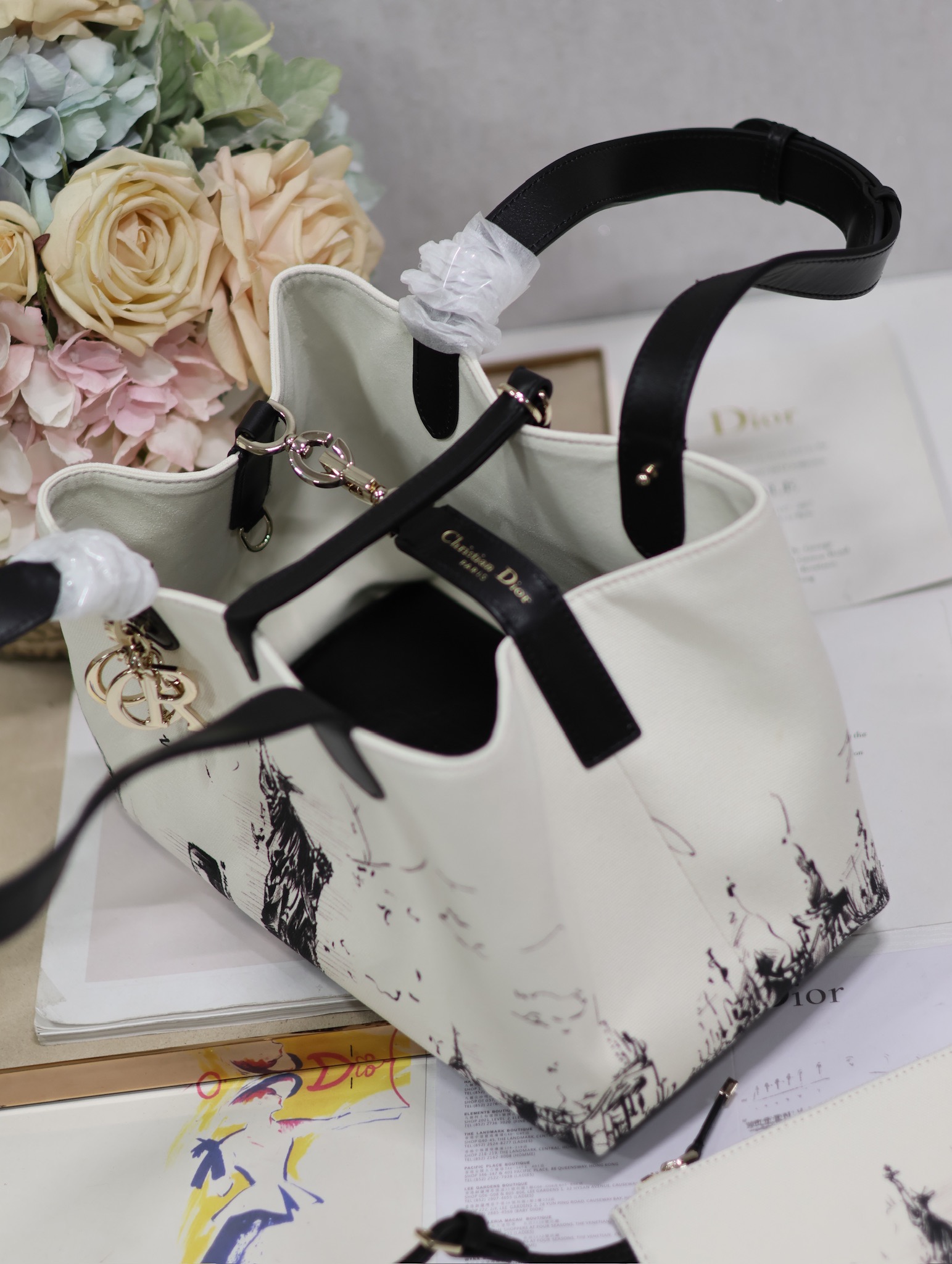 Medium Dior Toujours Bag Latte and Black Canvas with New York Print